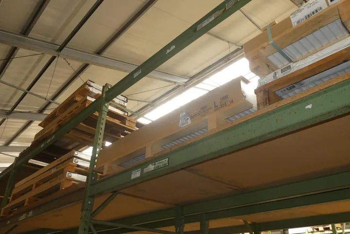 Kermi - Heizkörper Therm X2 Profil-V Typ 33, BH 600, BL 1400 mm, weiß, AG links Umfang: Palette mit Inhalt, Ebene 3, links